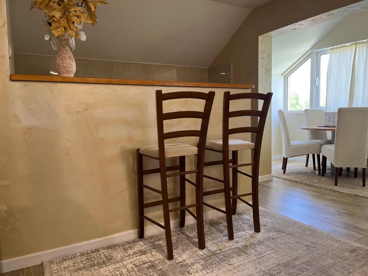 Apartment Helena Airport Ποντγορίτσα Εξωτερικό φωτογραφία