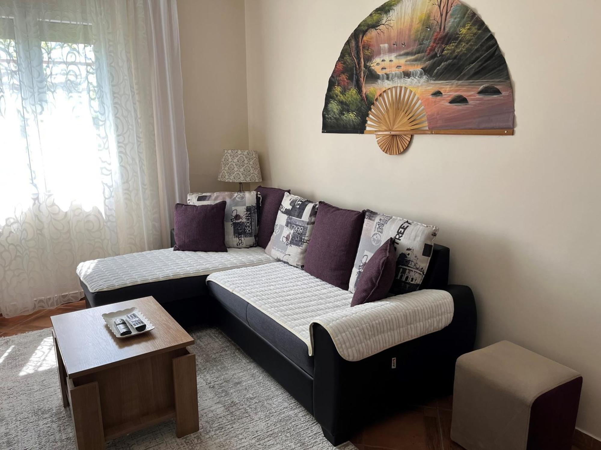 Apartment Helena Airport Ποντγορίτσα Εξωτερικό φωτογραφία